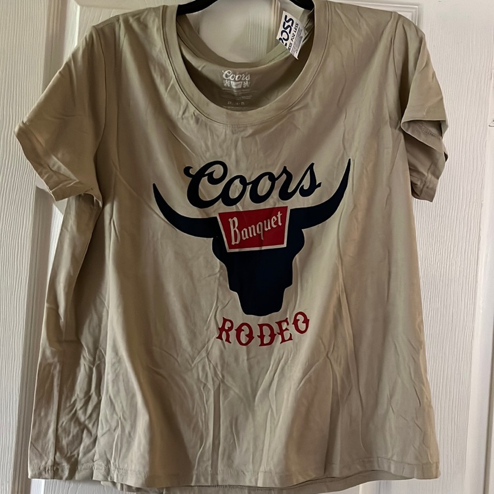 Coors Banquet rodeo shirt. New with tags. Size 2xl